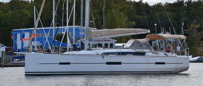 41' Dufour 2016 Yacht For Sale